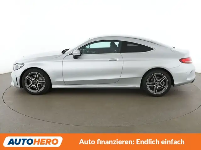 Mercedes-Benz C-Class view 3
