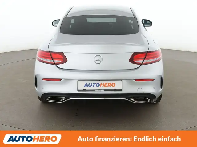 Mercedes-Benz C-Class view 5
