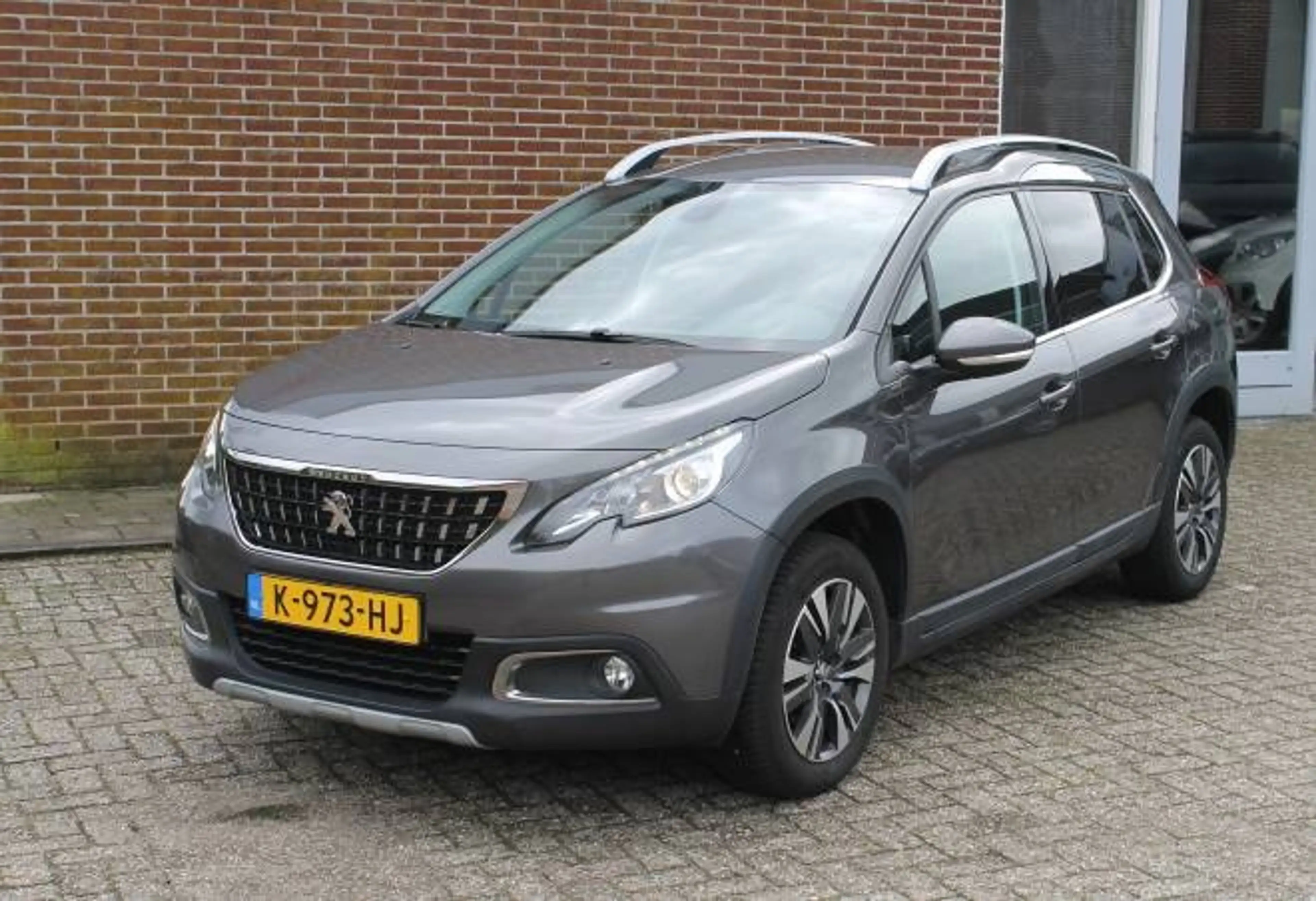 Peugeot 2008 1.2 PureTech 110pk S&S Allure