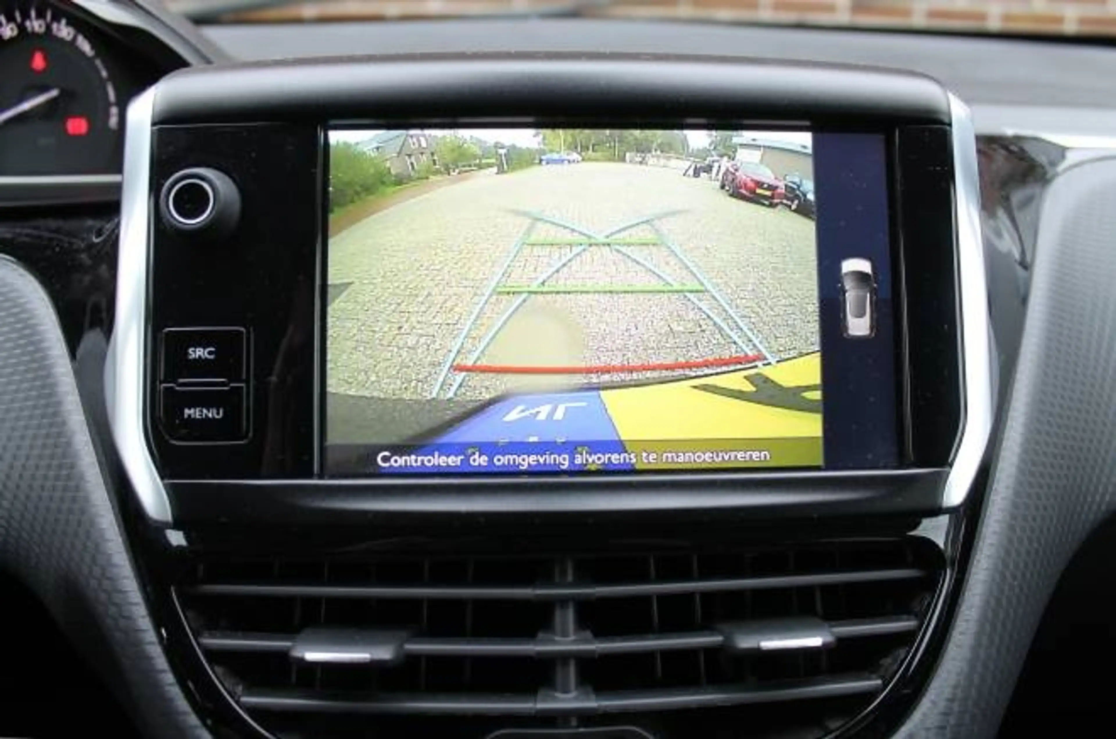 Peugeot 2008 1.2 PureTech 110pk S&S Allure — photo 15