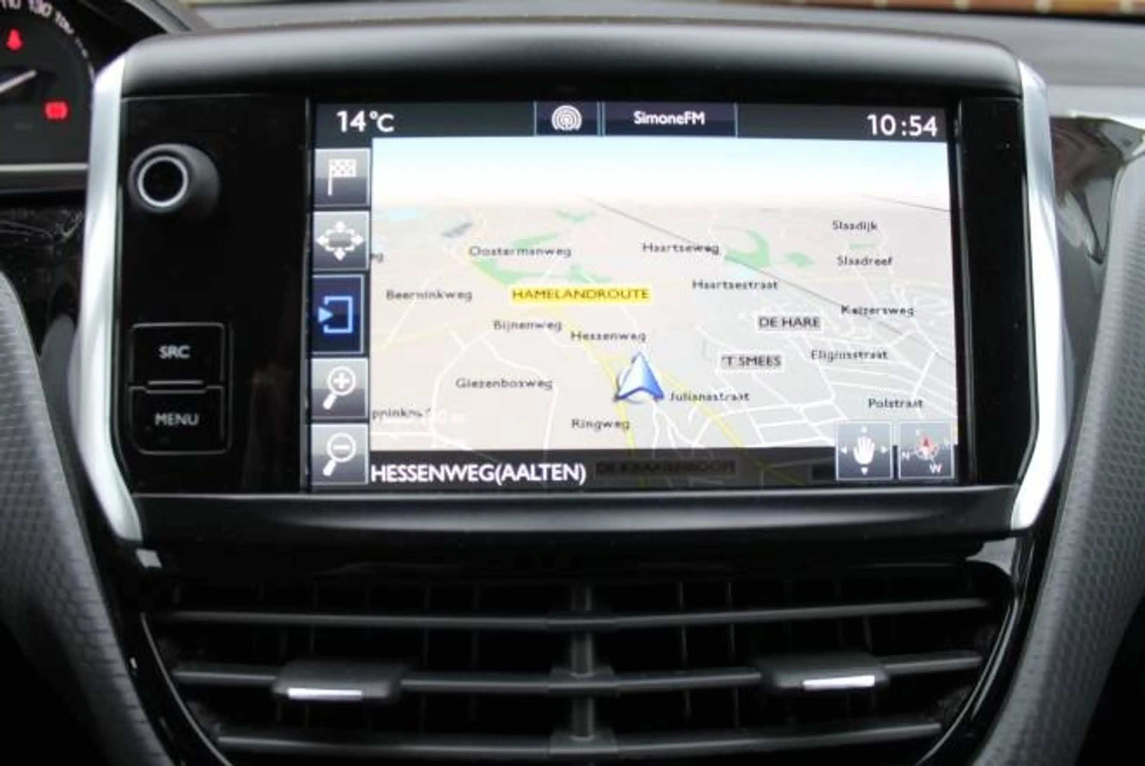 Peugeot 2008 1.2 PureTech 110pk S&S Allure — photo 14