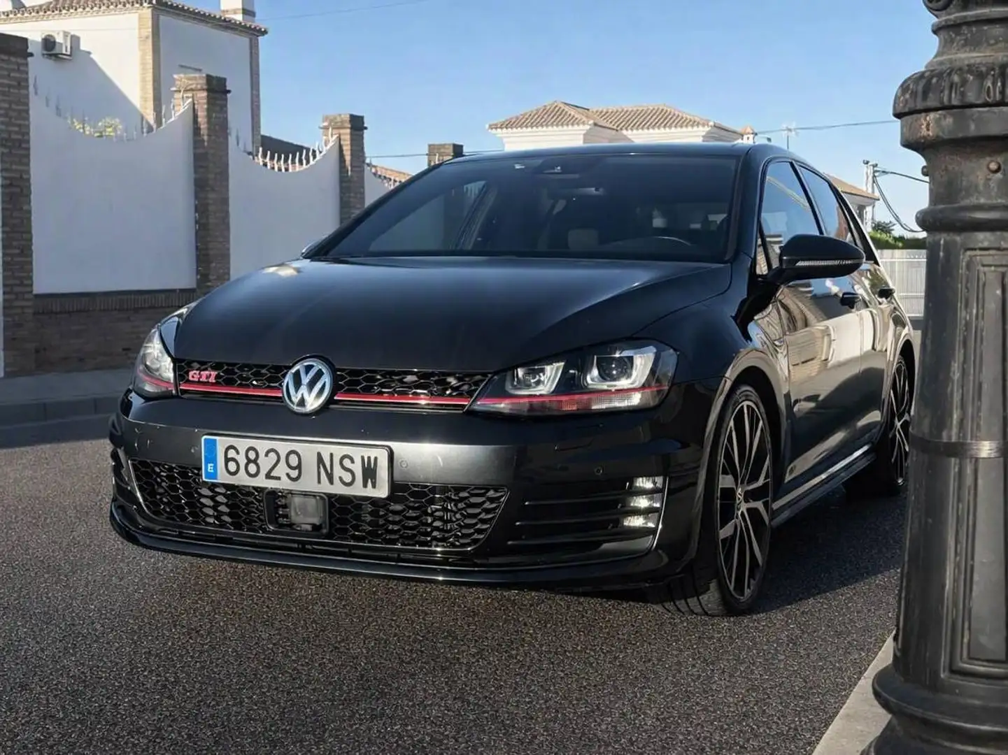 Volkswagen Golf GTI Golf 2.0 TSI GTI Performance DSG 230 GTI Performance Negro - 1