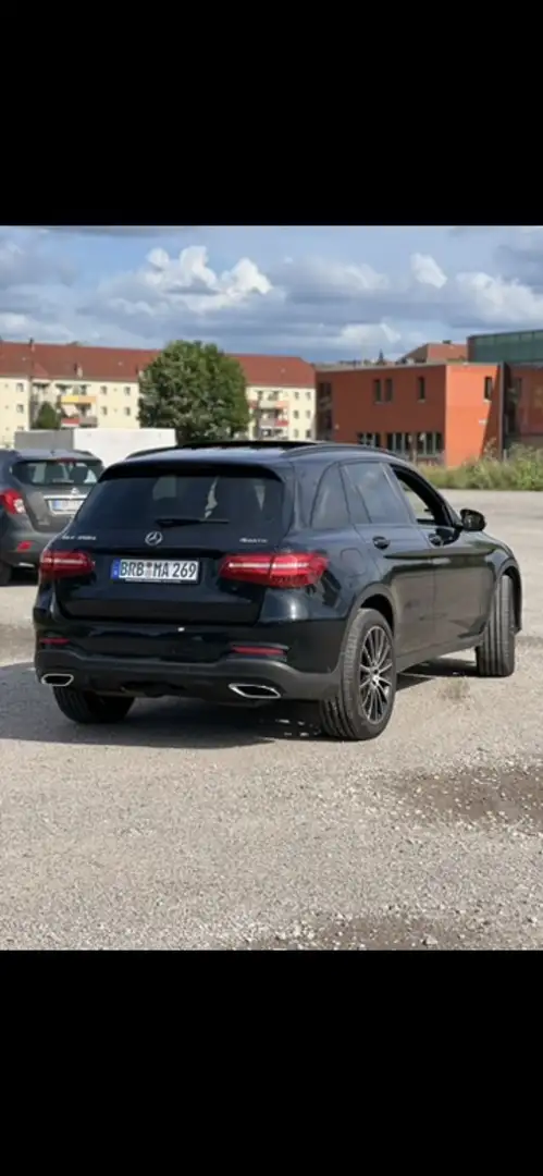 Mercedes-Benz GLC 350 d 4Matic 9G-TRONIC AMG Line - 2