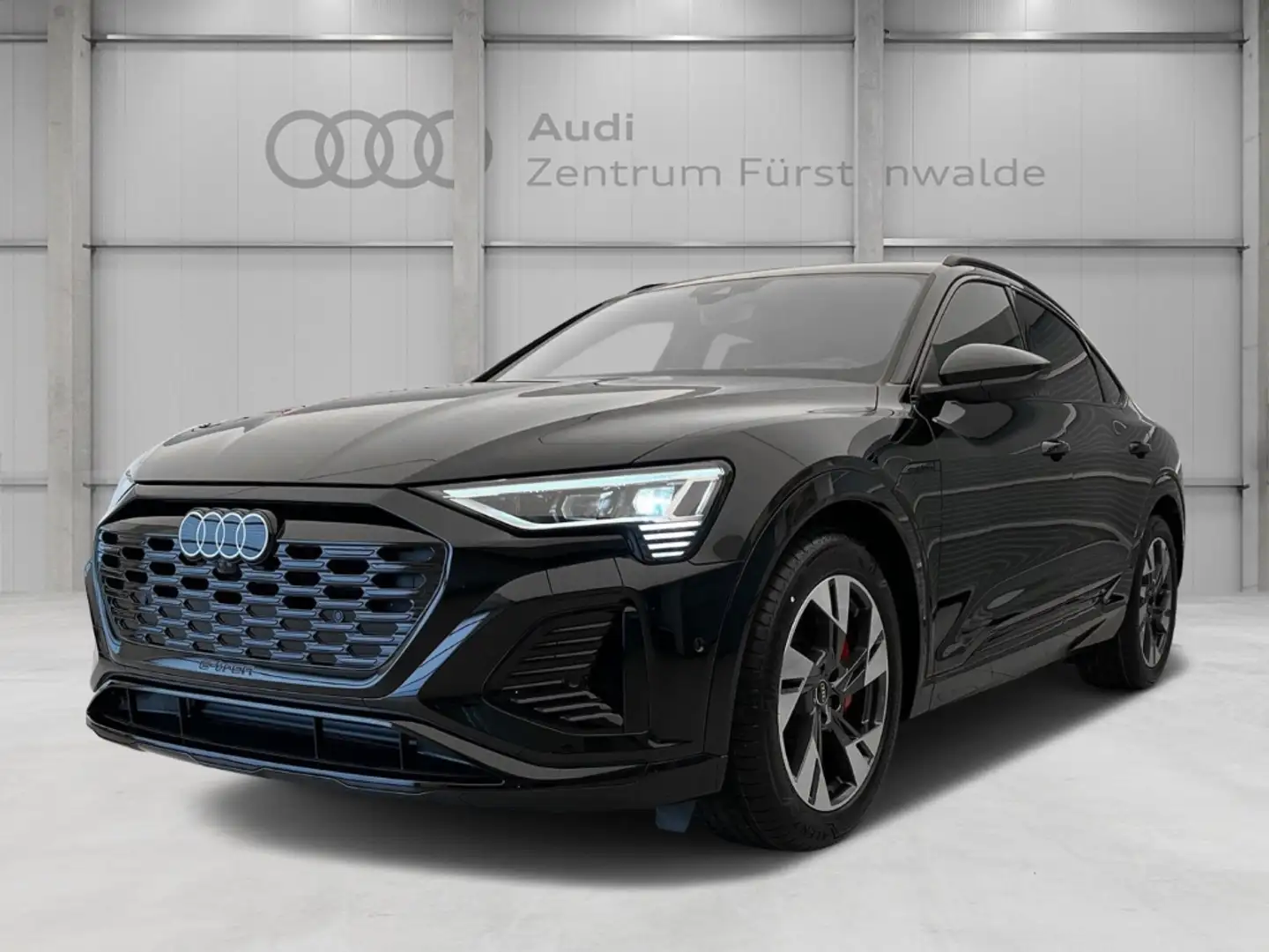 Audi Q8 e-tron Sportback S line 55 quattro Matrix LED Чорний - 2