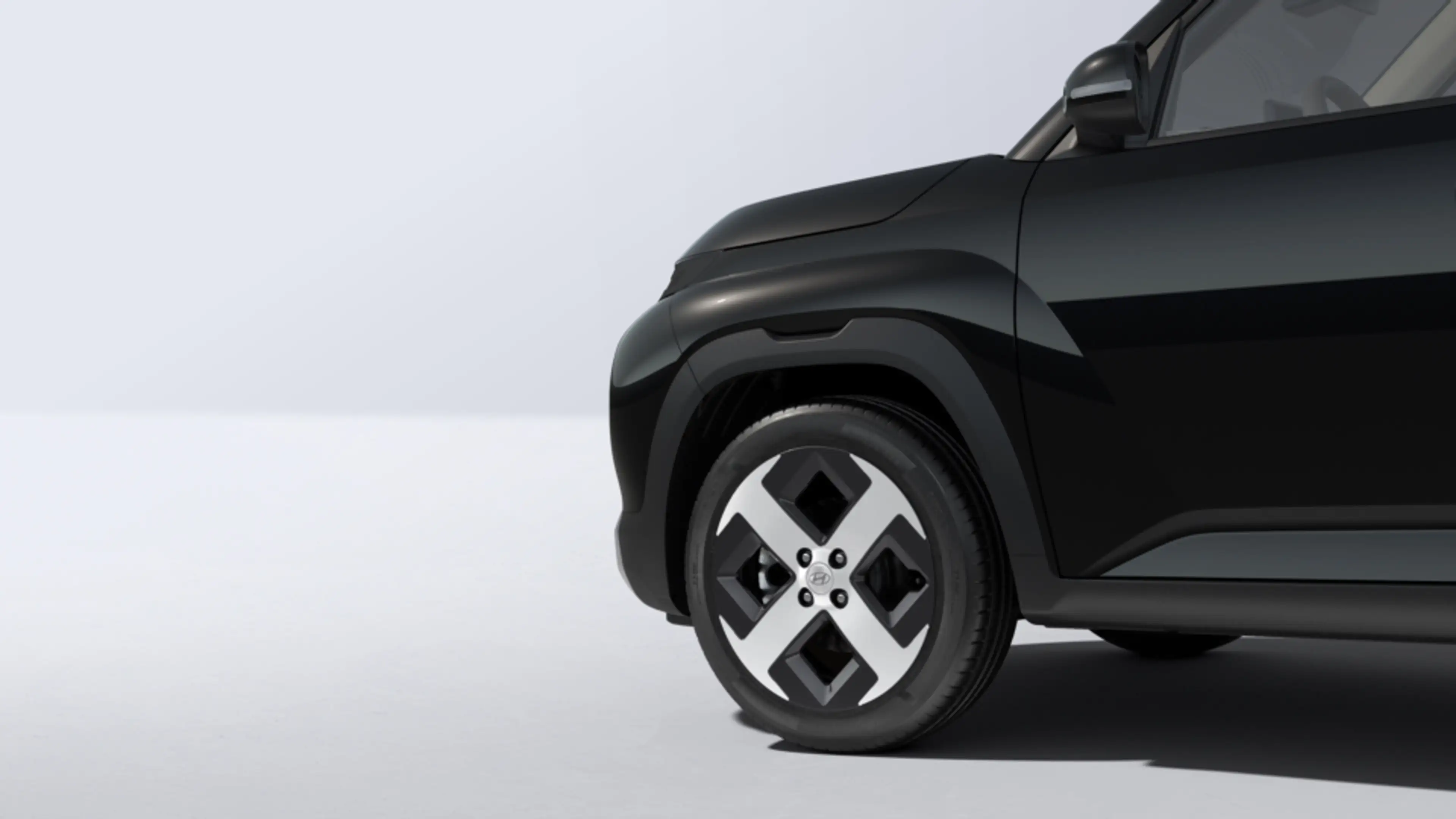 Hyundai Inster Electric 42 kWh Pulse Advanced (Abyss Black Pearl) — photo 5
