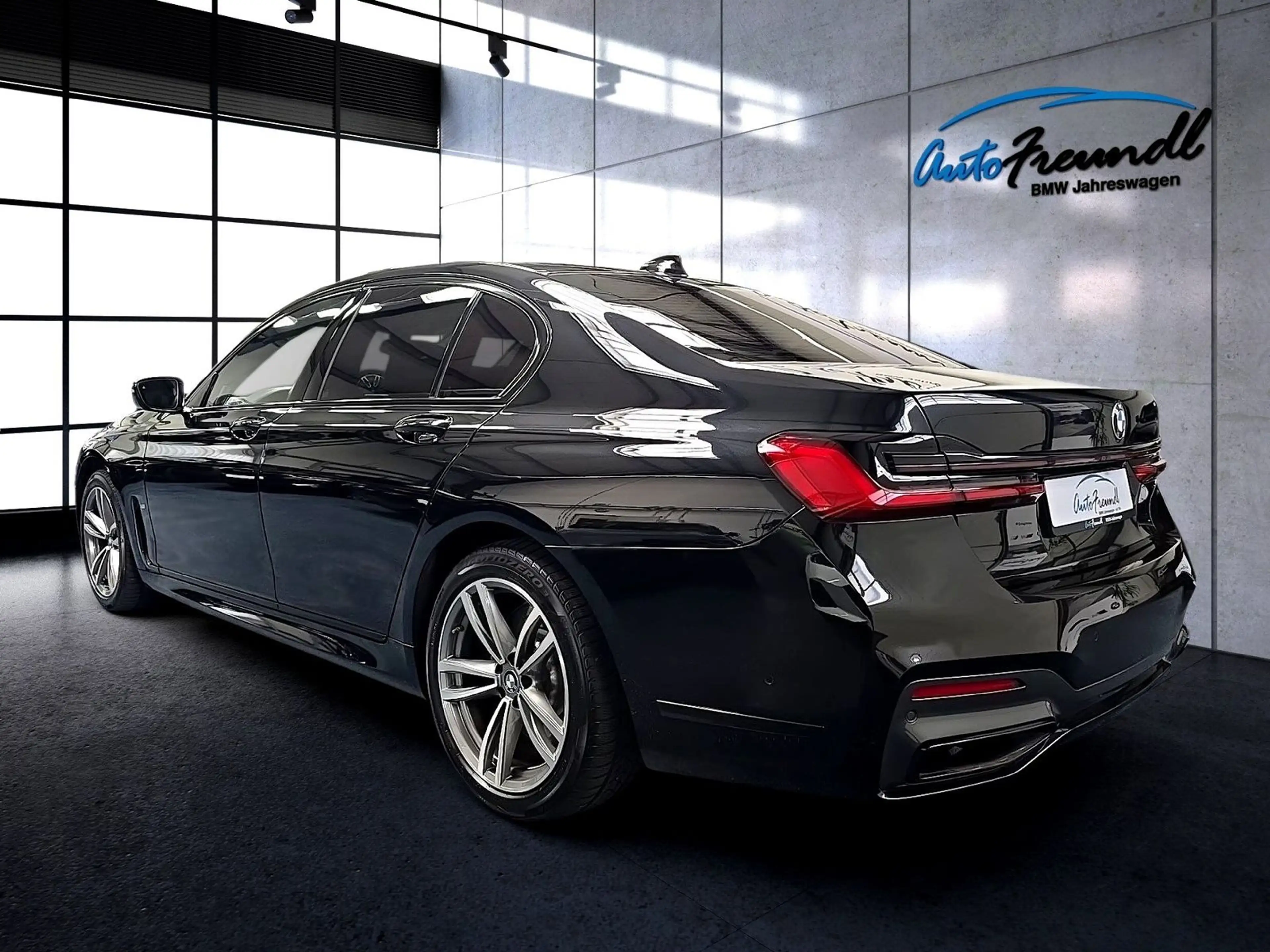 BMW 750 i xDrive M Sport *Executive Pro*B&W*360* — photo 7