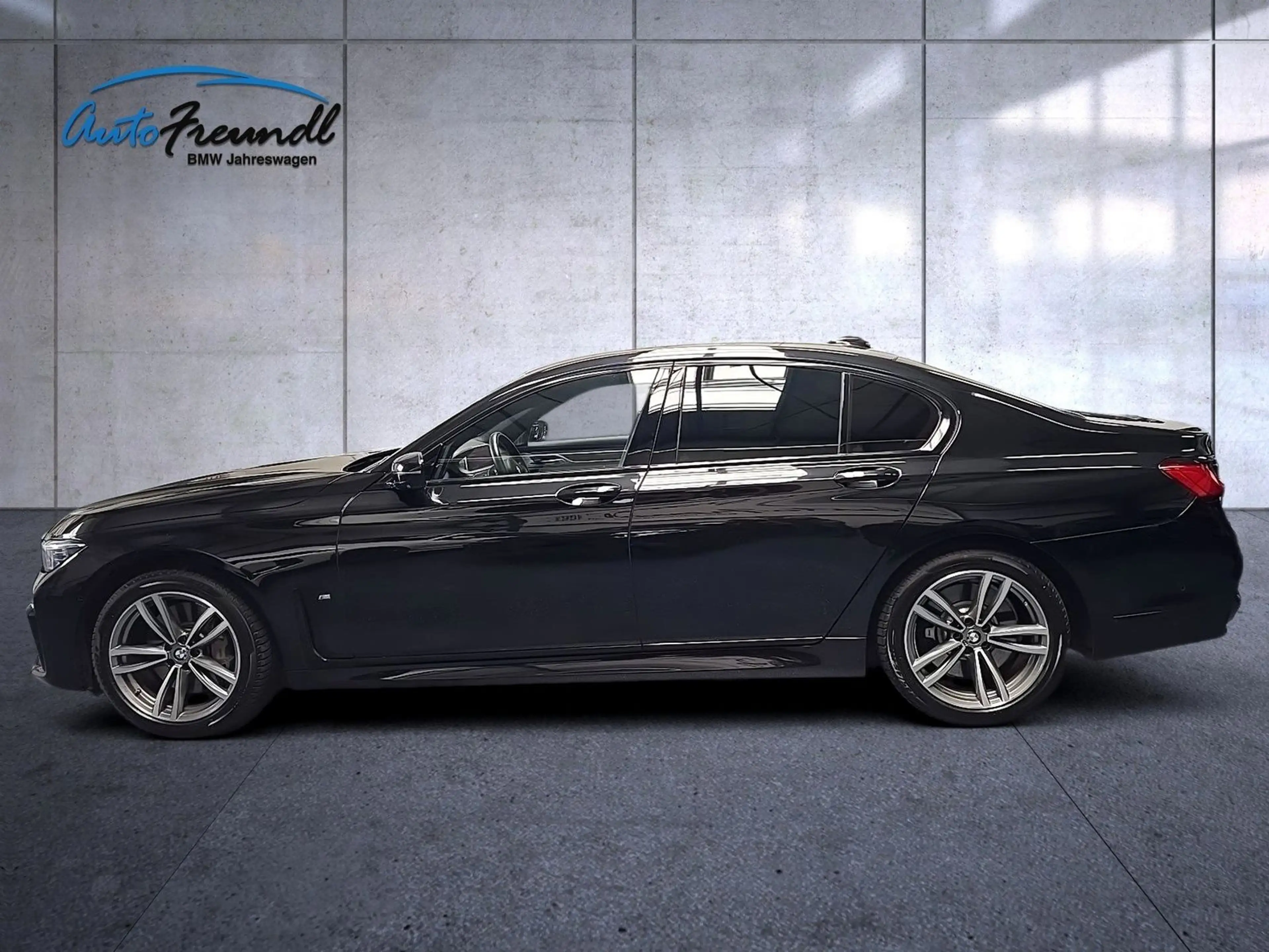 BMW 750 i xDrive M Sport *Executive Pro*B&W*360* — photo 8