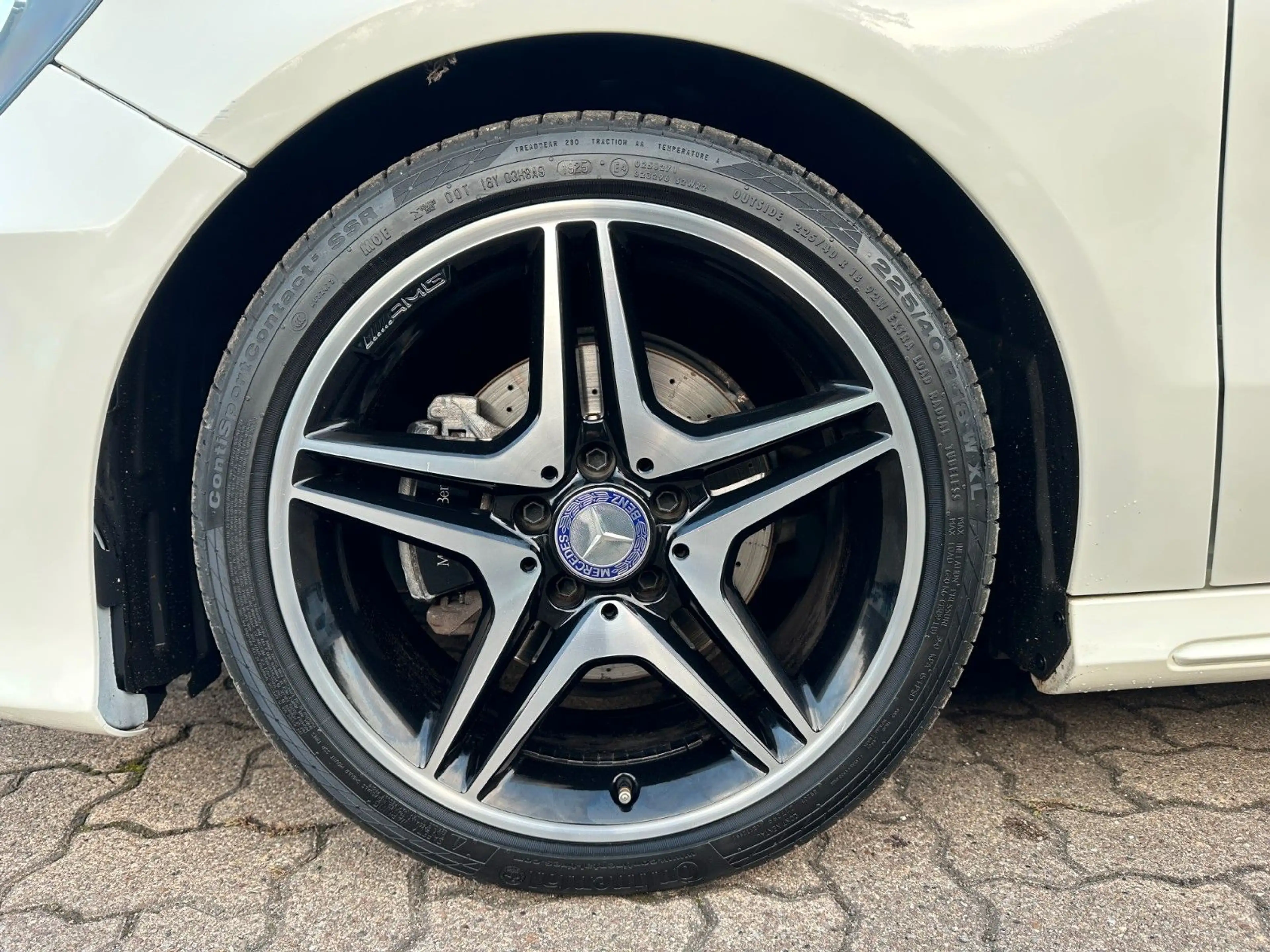Mercedes-Benz A 180 BlueEfficiency AMG SPORT LINE 1.HAND CAM — photo 18