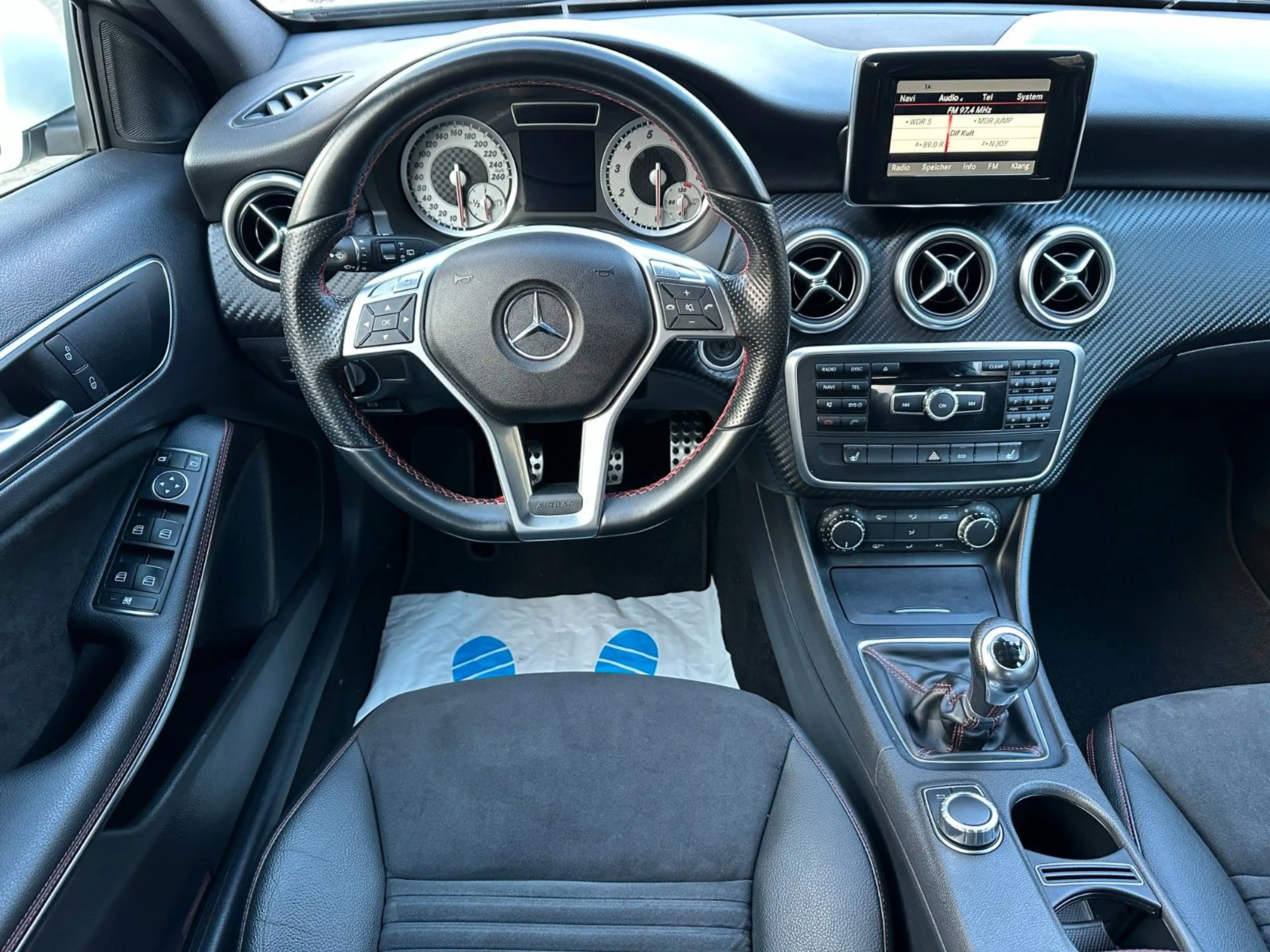 Mercedes-Benz A 180 BlueEfficiency AMG SPORT LINE 1.HAND CAM — photo 11