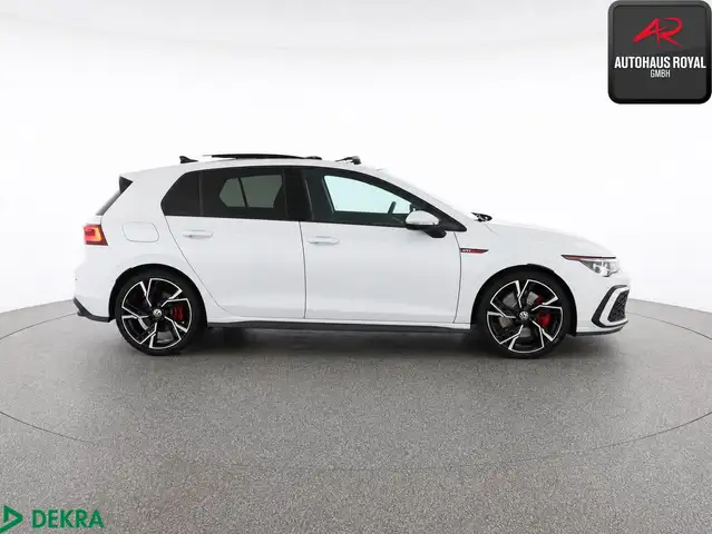 Volkswagen Golf view 5