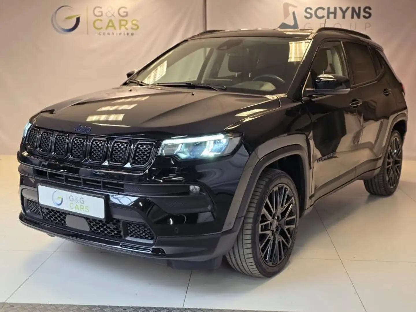 Jeep Compass NIGHT EAGLE 1.4 PHEV Zwart - 1