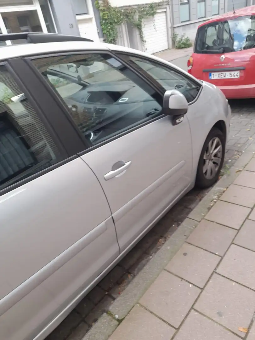 Citroen Grand C4 Picasso C4 Grand Picasso HDi 110 FAP (7-Sitzer) Selection Silver - 2