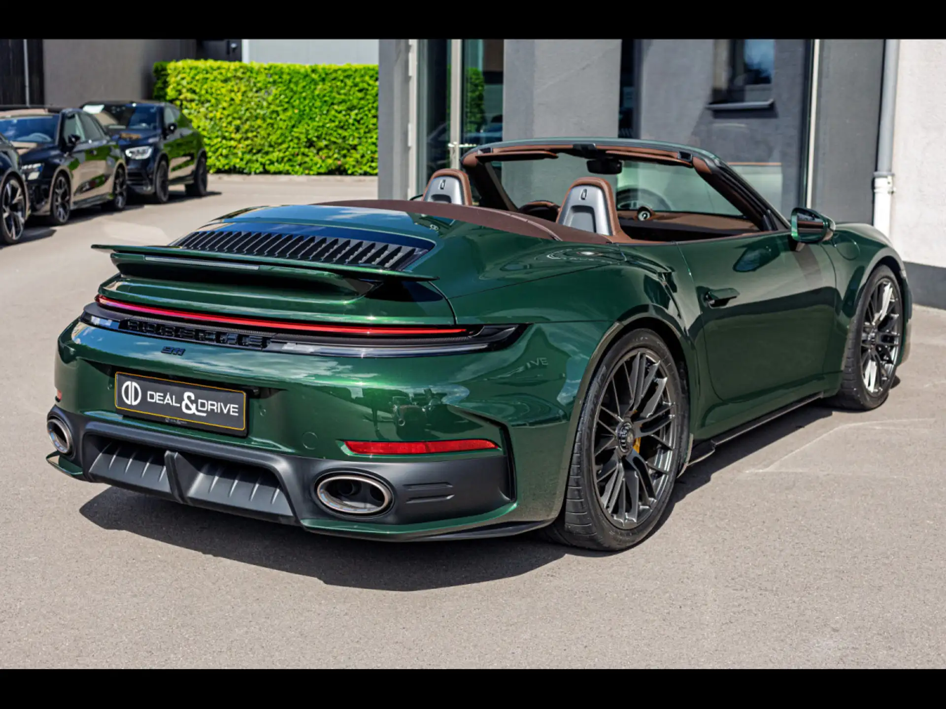 포르쉐 911 Turbo S Cabriolet 2026 초록 사진 6