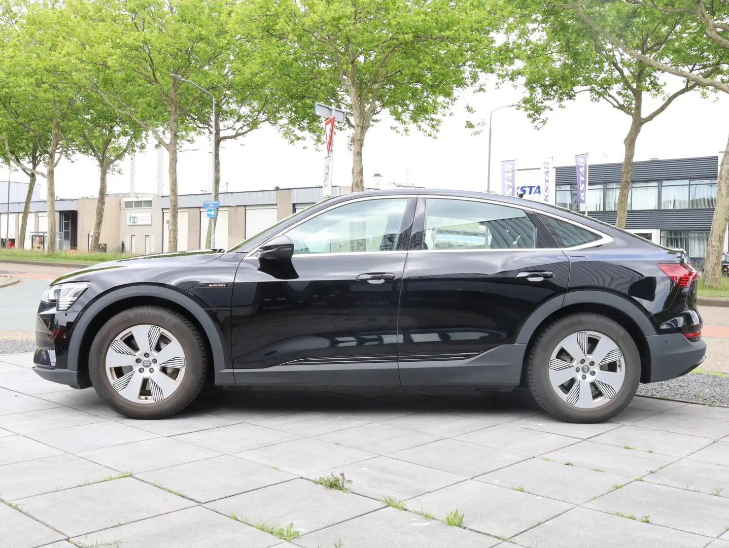 Audi e-tron Sportback 50 quattro 313PK | Keyless | Camera | Ma Zwart - 2