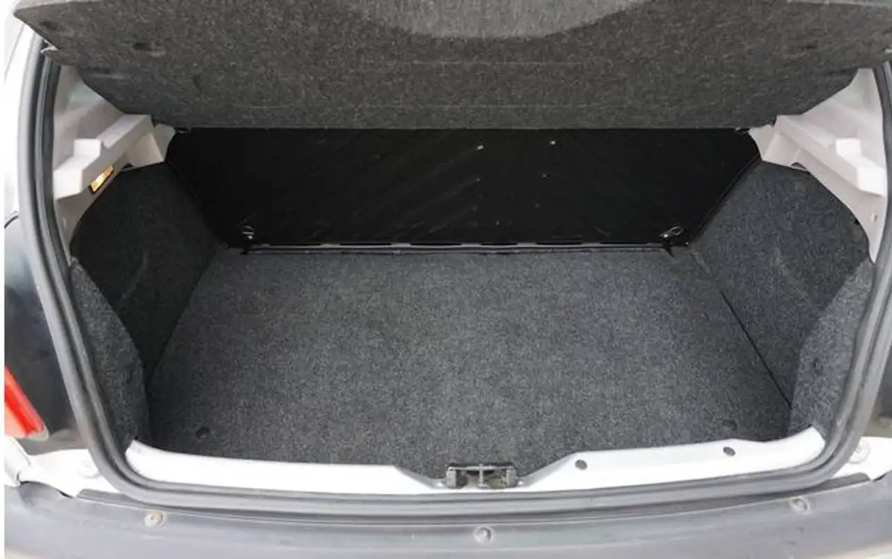 Peugeot 206 1.1i XR, foto 5