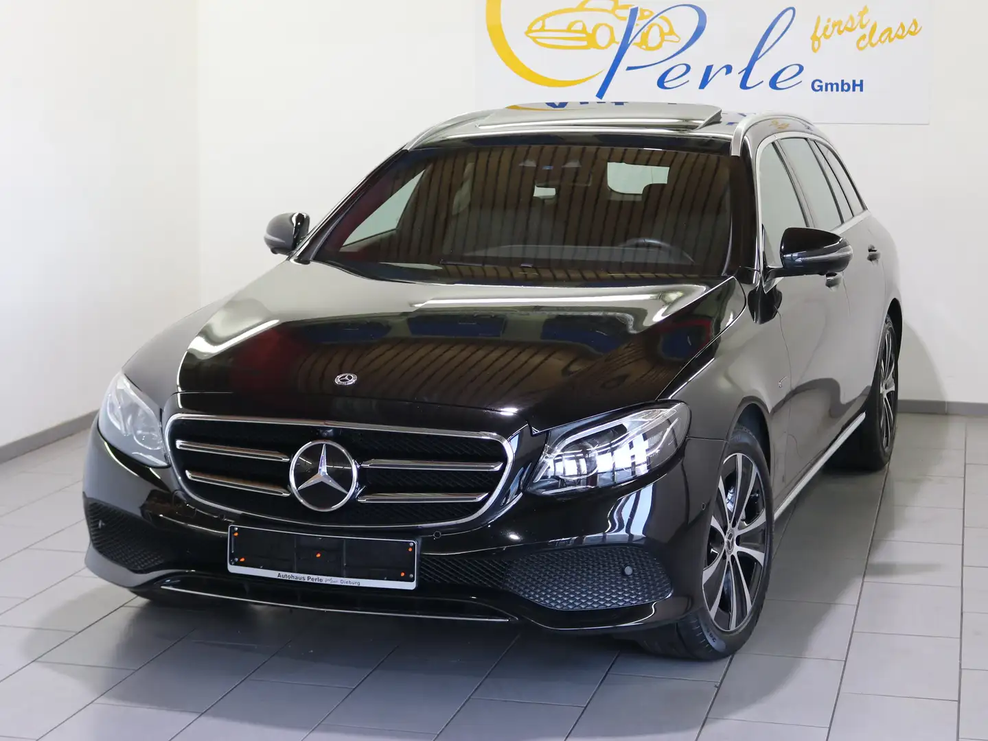 Mercedes-Benz E 300 DE T AVANTG"S-DACH"AHK"DISTR+"MEMORY"SOUND"M-BEAM" Zwart - 2