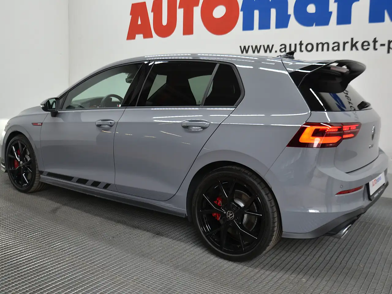 Volkswagen Golf GTI CLUBSPORT 2.0 TSI DSG 6