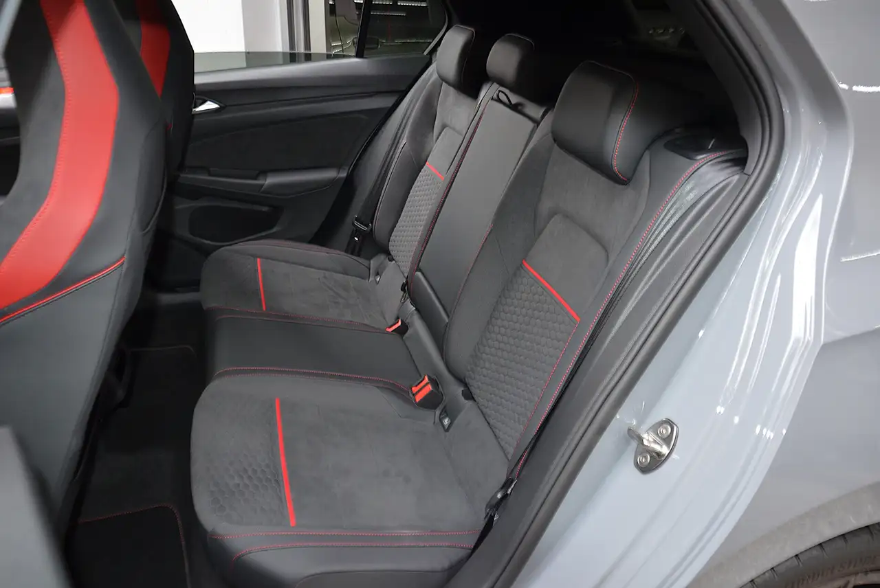 Volkswagen Golf GTI CLUBSPORT 2.0 TSI DSG 14
