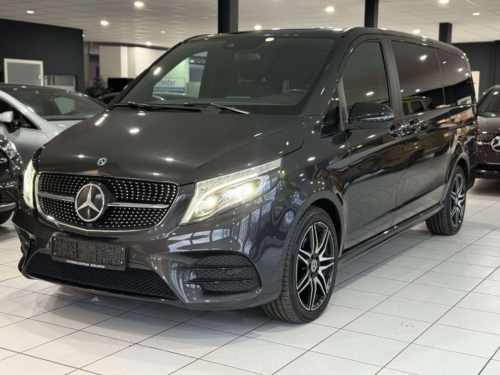 Second hand Mercedes Benz V-Class 300