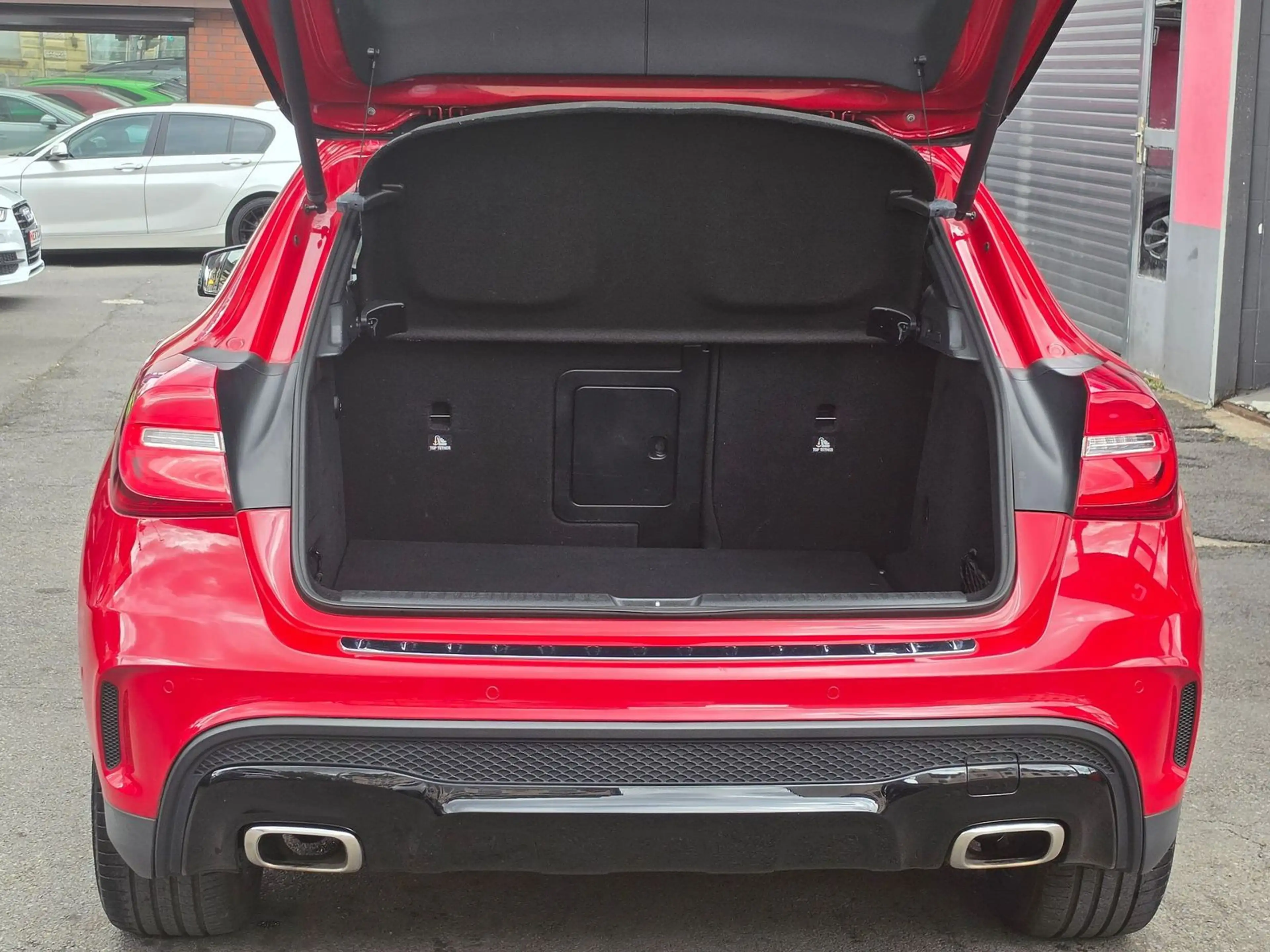 Mercedes-Benz GLA 220 AMG Line 4Matic|Pano|Leder|Kamera|Xenon — photo 9
