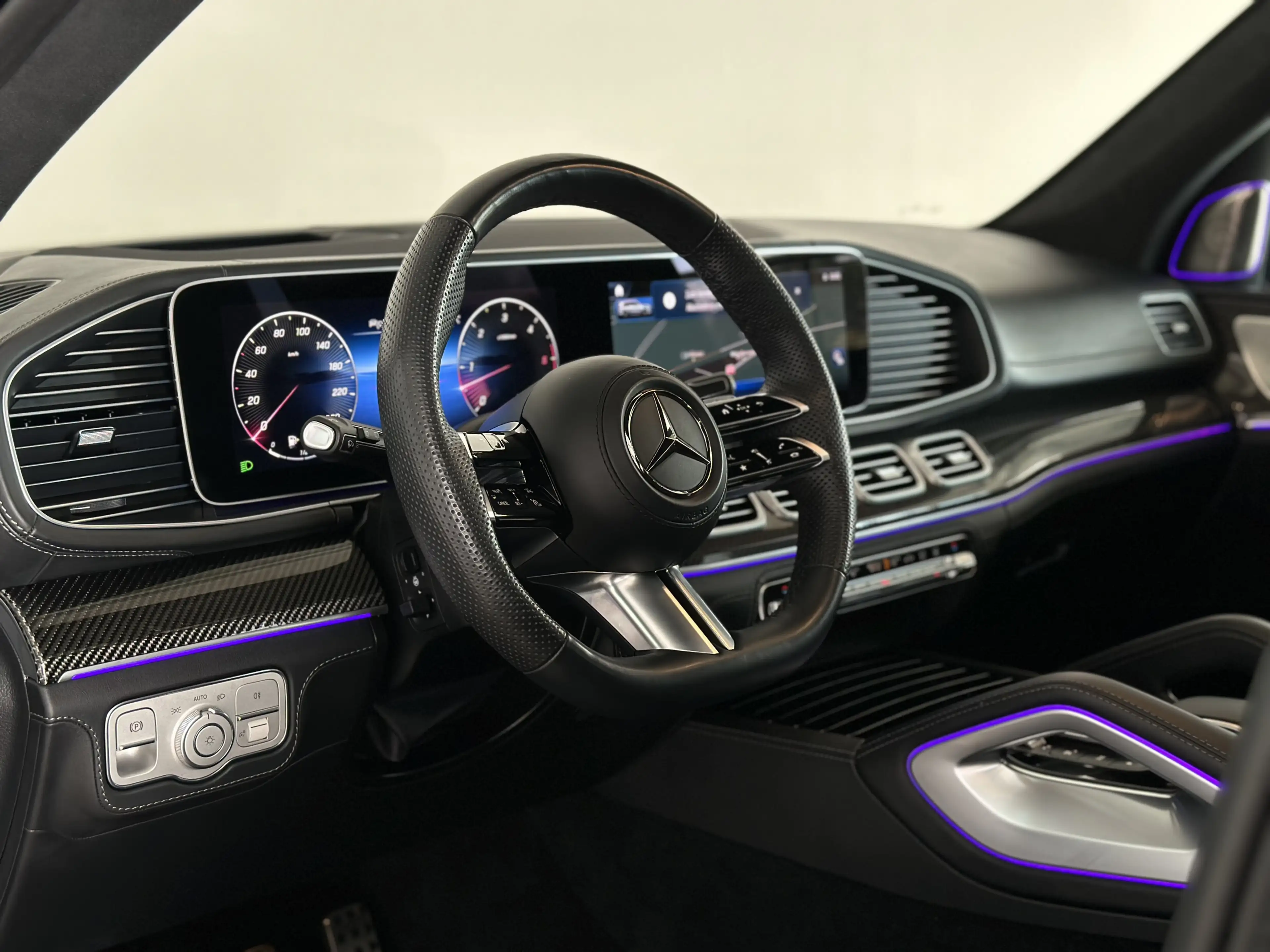 Mercedes-Benz GLS 450 AMG 4M PANO* 360°* HUD *SOFT* MASS* AHK* STHZ* 22 — photo 13