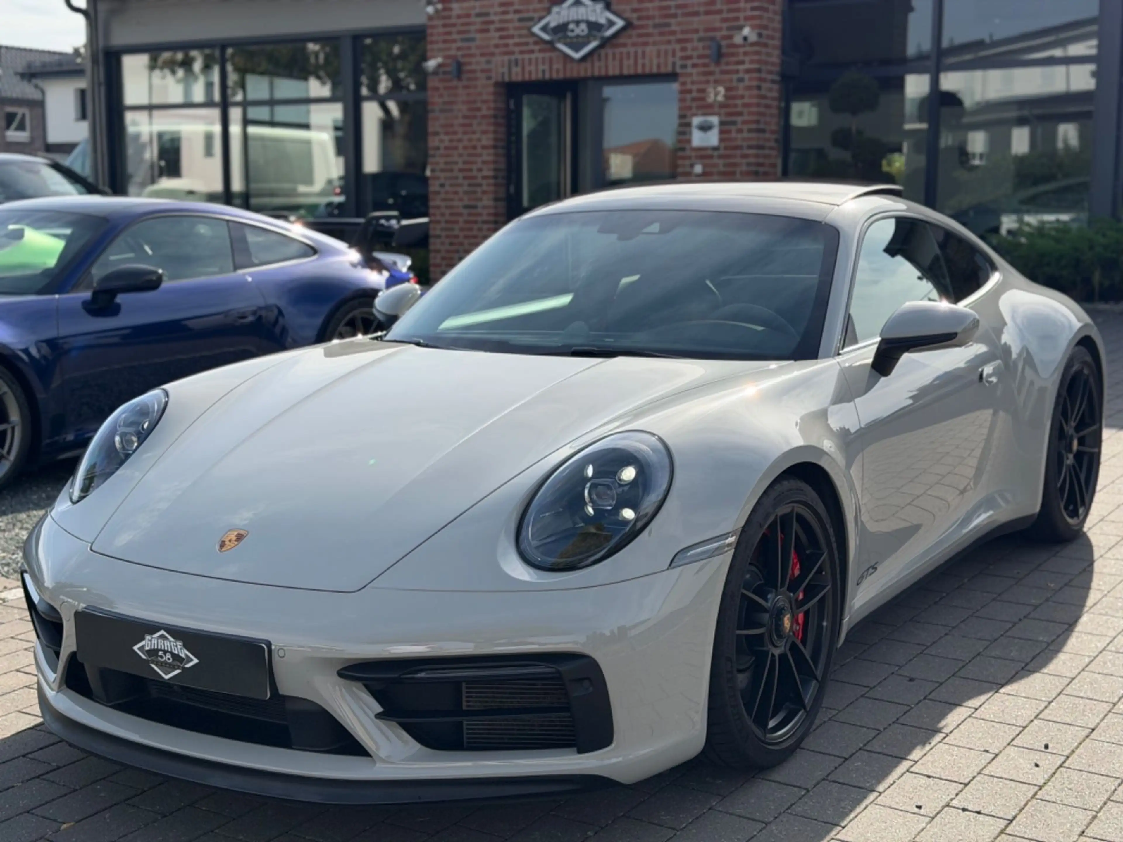 Porsche 992 Carrera GTS/Burm./Pano/Kreide/360°/Approved — photo 5