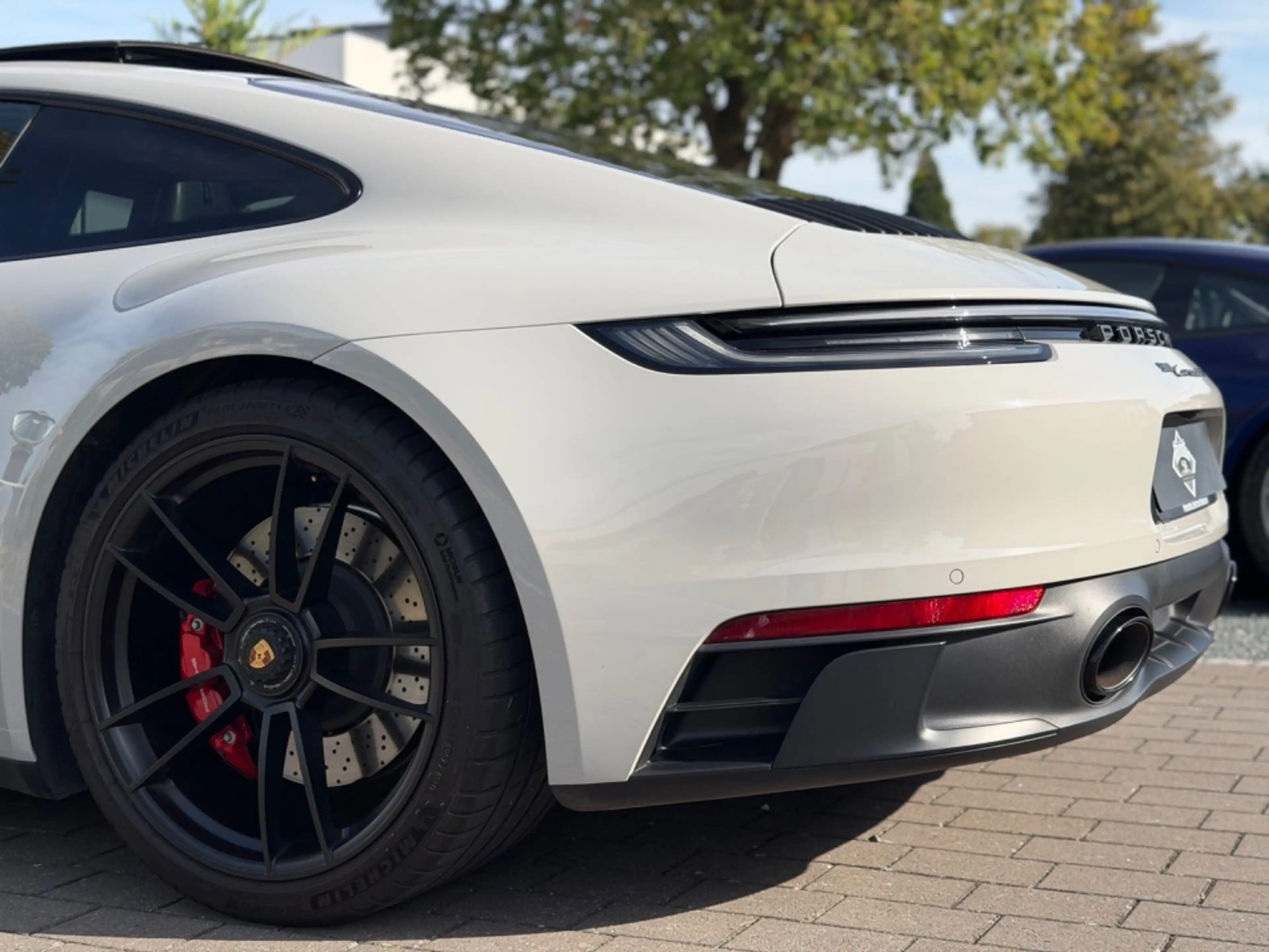 Porsche 992 Carrera GTS/Burm./Pano/Kreide/360°/Approved — photo 14