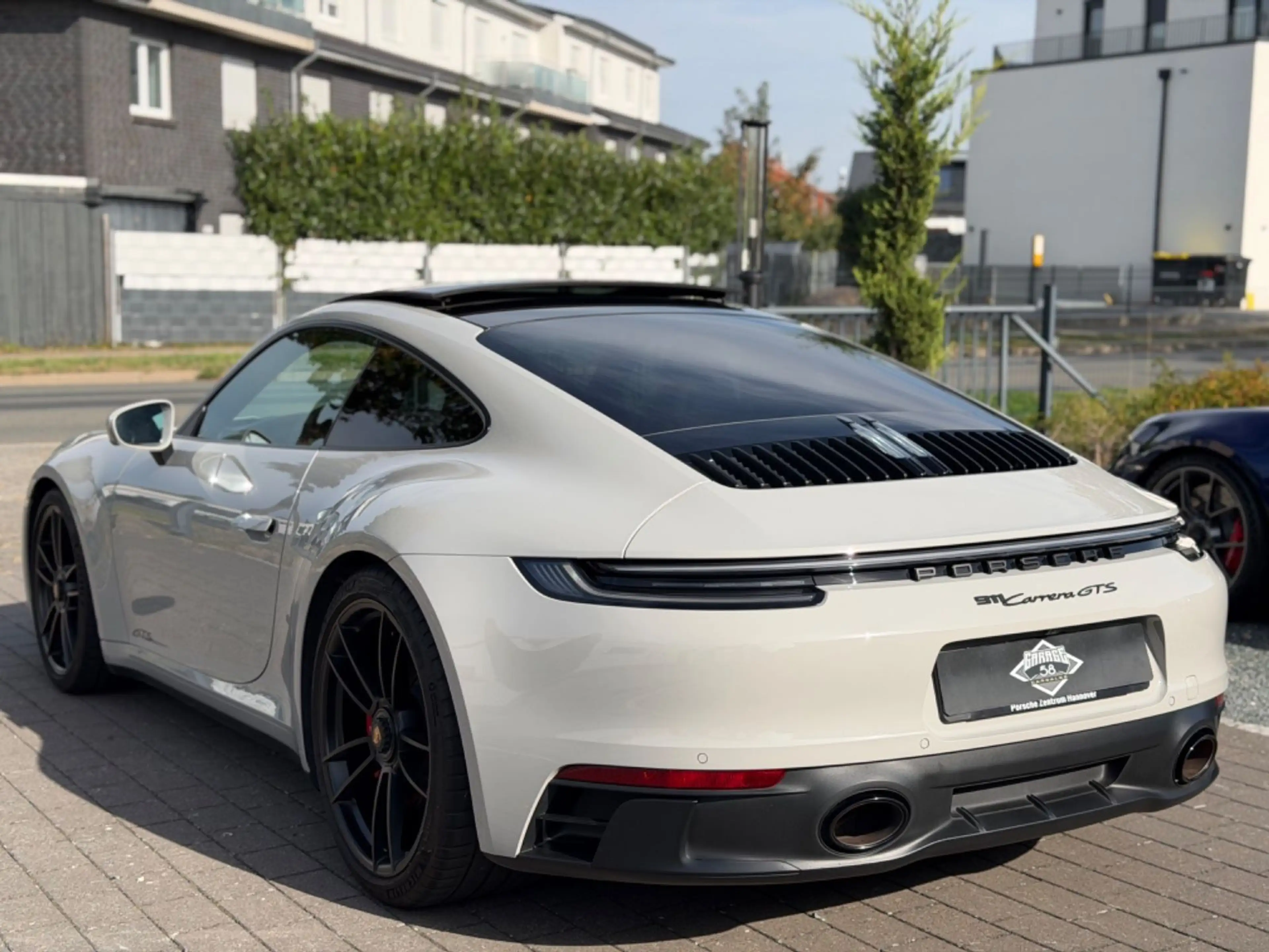 Porsche 992 Carrera GTS/Burm./Pano/Kreide/360°/Approved — photo 11