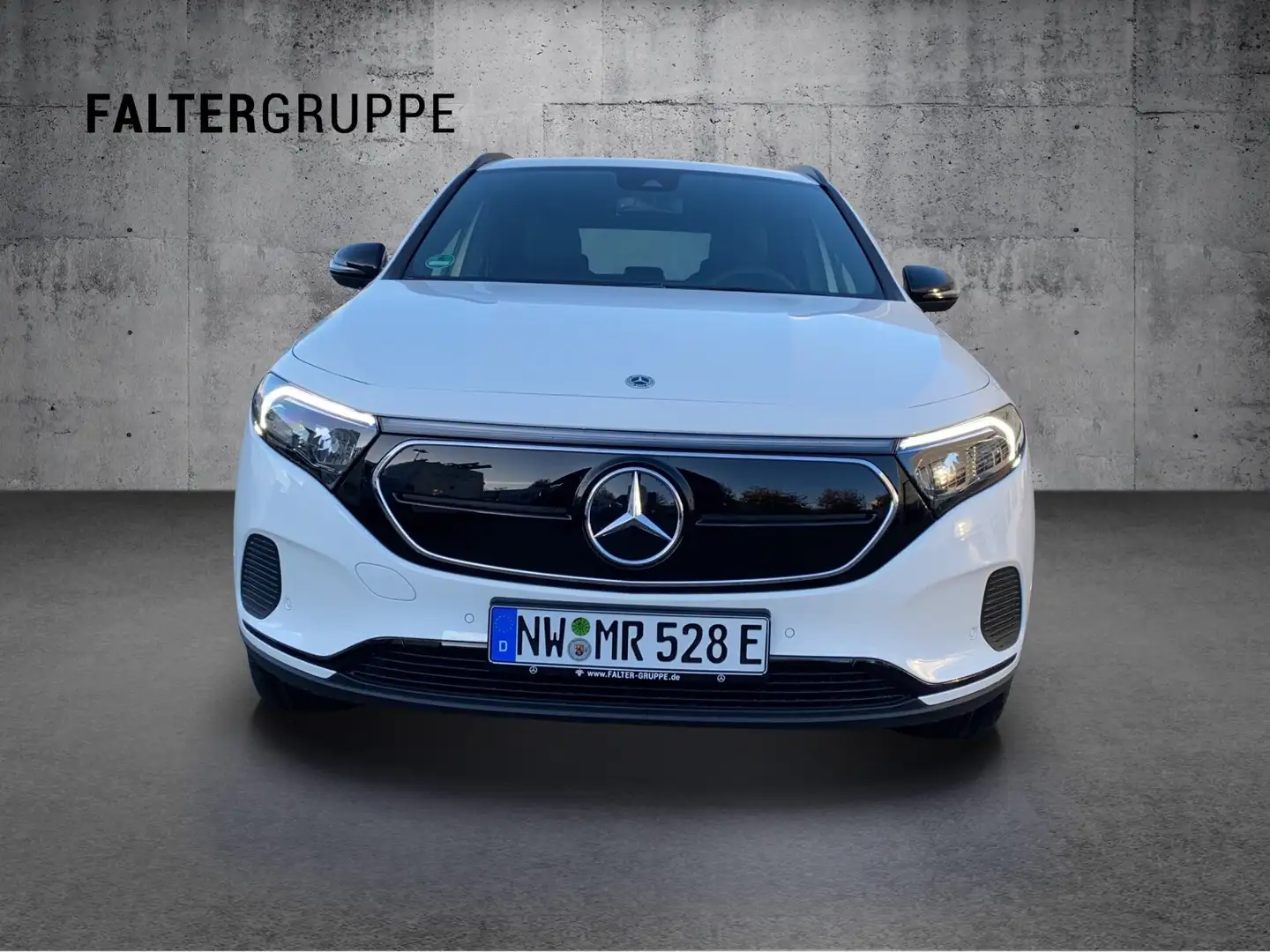 Mercedes-Benz EQA 300 EQA 300 4M PROGRESSIVE+NIGHT+19"+KAM+EASYP+AMBI Alb - 2
