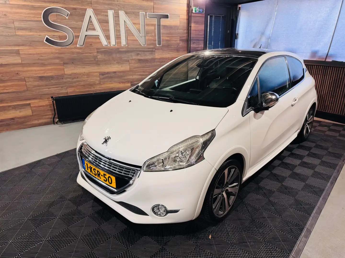 Peugeot 208 1.6 THP XY Wit - 2