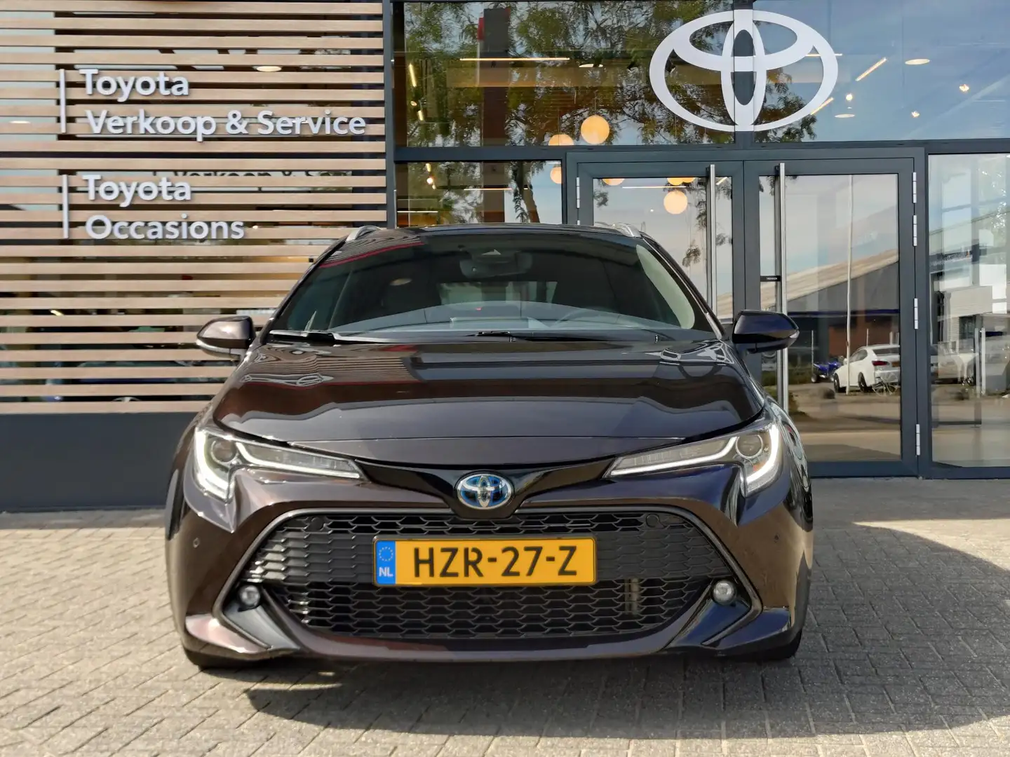 Toyota Corolla Touring Sports 1.8 Hybrid Dynamic Edition Brun - 2