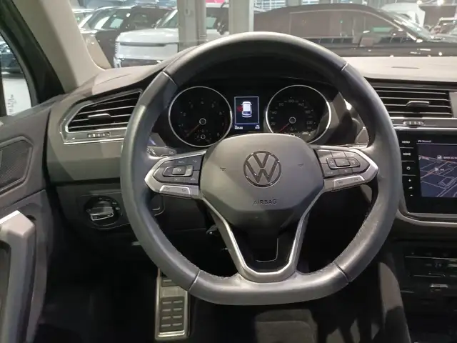 Volkswagen Tiguan view 10