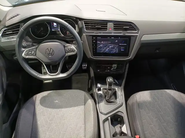 Volkswagen Tiguan view 14
