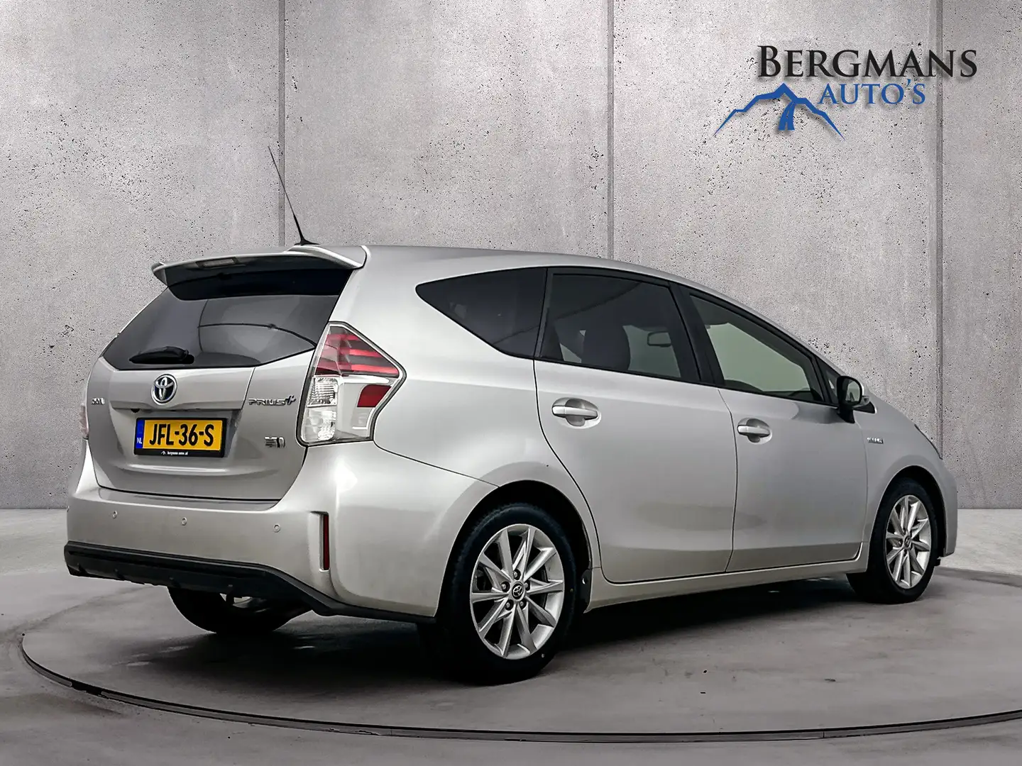 Toyota Prius+ // 1.8 Executive // DEALERONDERHOUDEN // LEDER // Grijs - 2