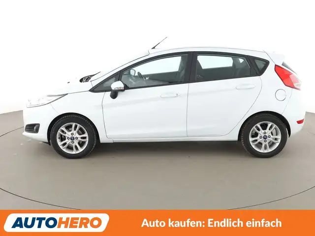 Ford Fiesta view 3
