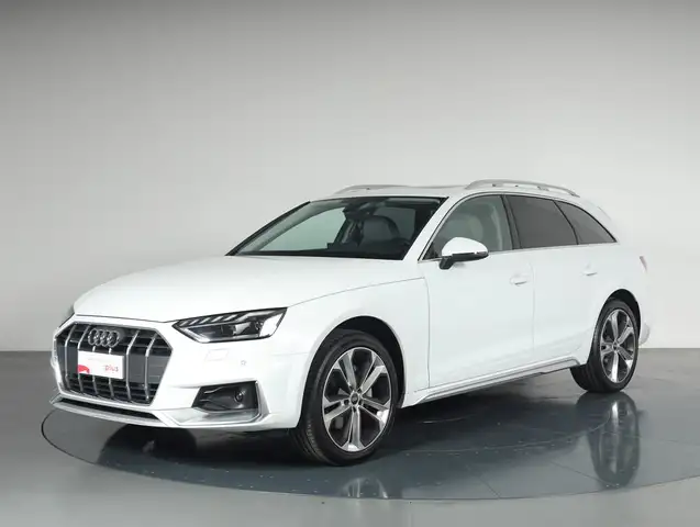 Audi A4 allroad 40 2.0 tdi mhev Identity Contrast quattro 204cv