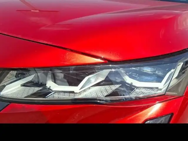 Renault Austral view 7