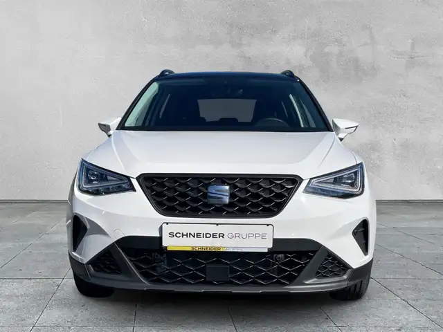 Seat Arona view 8