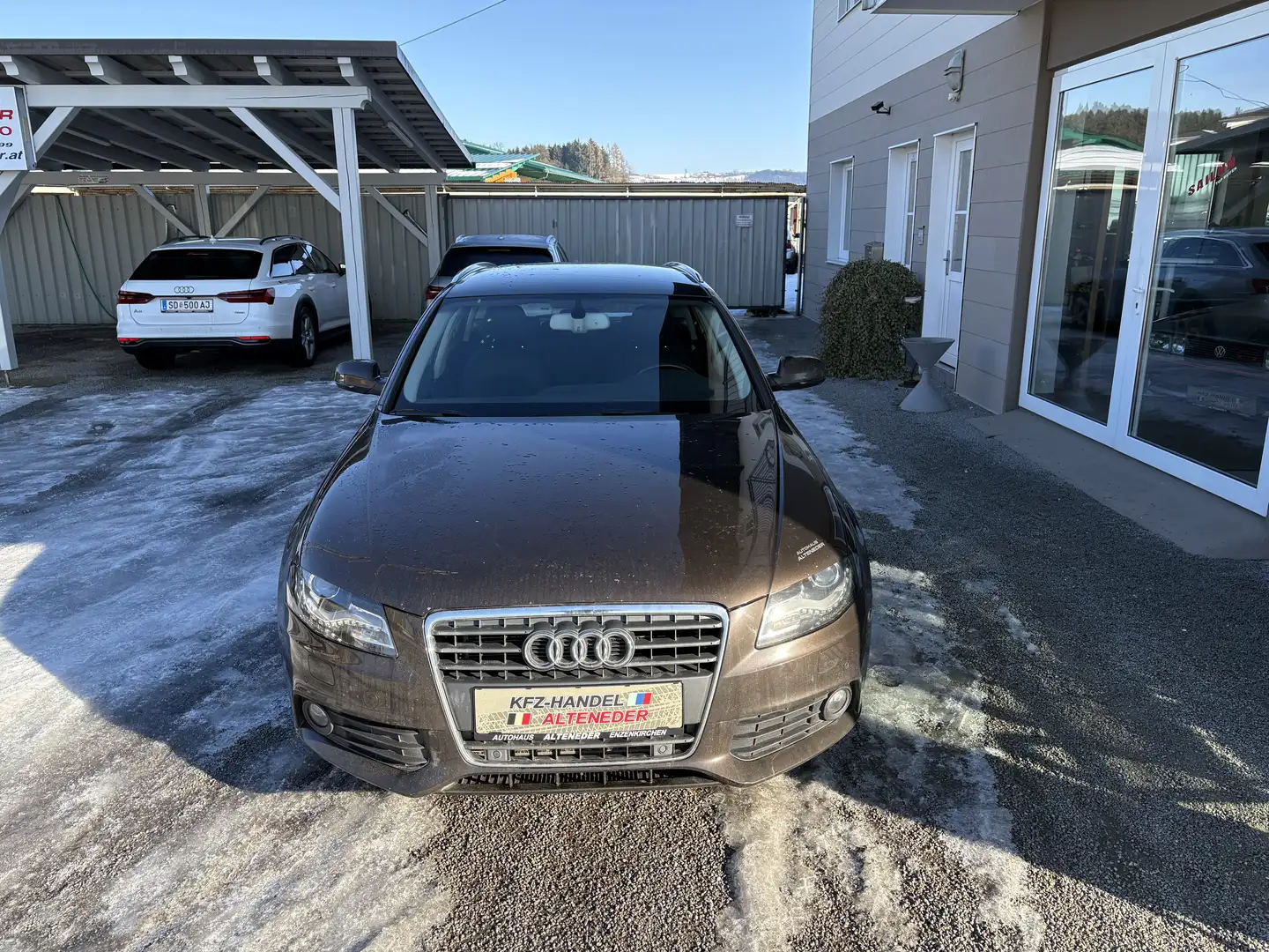 Audi A4 Avant 2,0 TDI DPF *XENON*SITZH*TEMP*PDC*ZR-GEMACHT Braun - 2