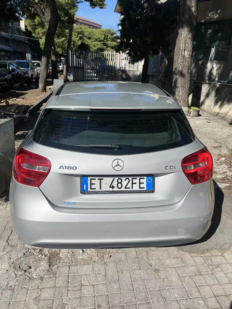 Mercedes-Benz A 180 cdi (be) Executive - 2