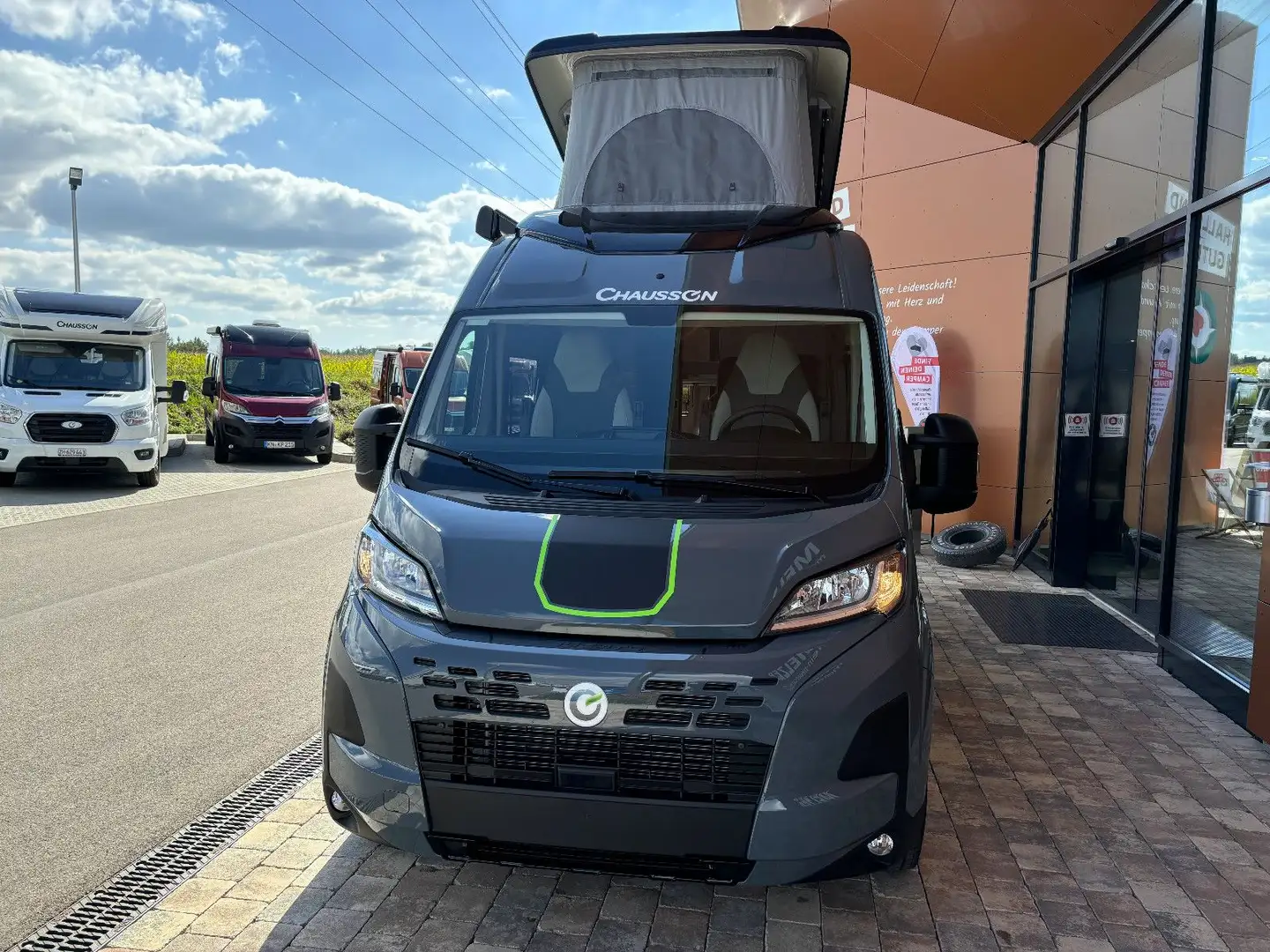 Chausson Van Line F&S MJ25 *5 Sitze+Betten, Solar, RFK* * Gris - 2