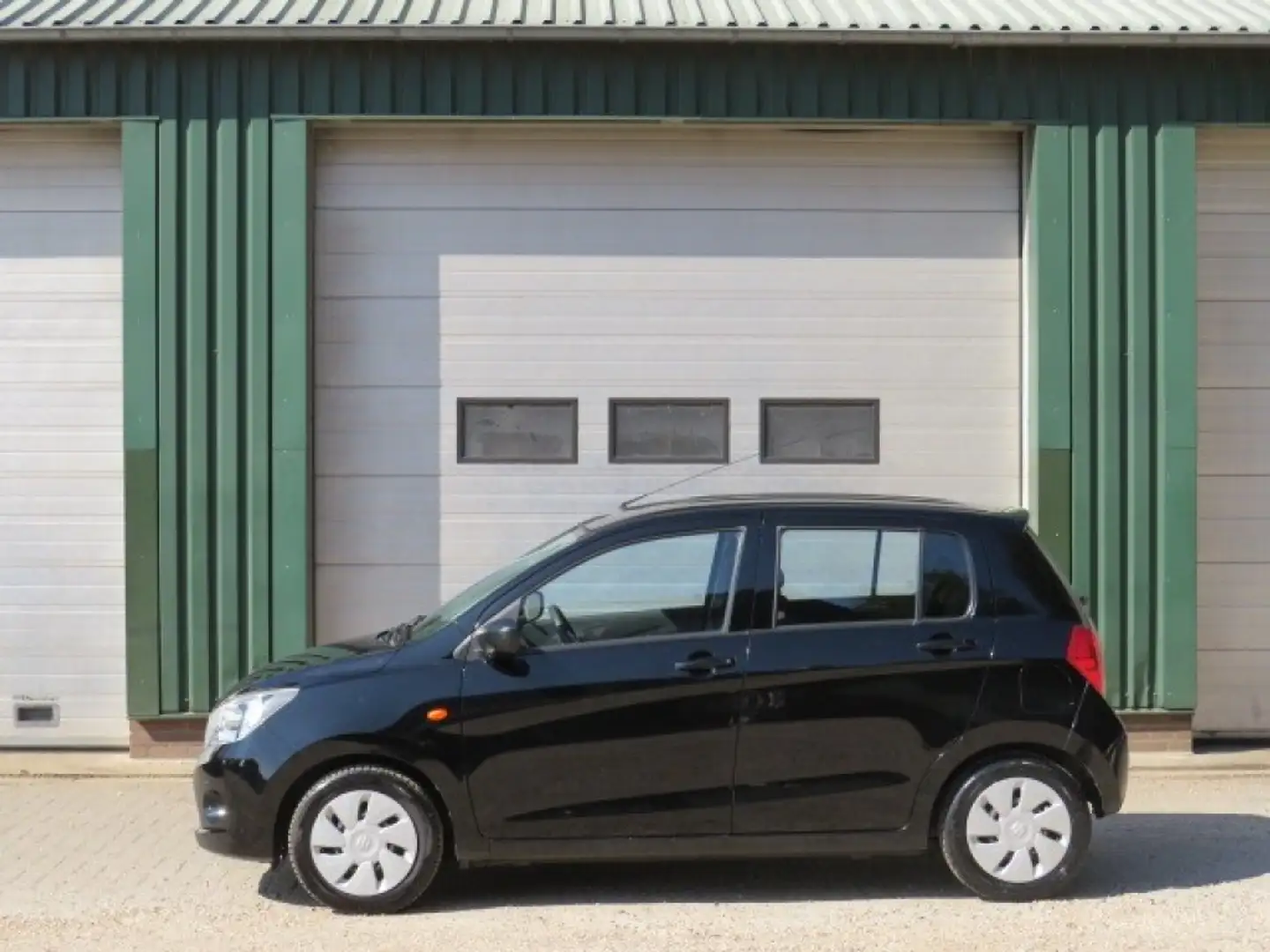 Suzuki Celerio 1.0 Comfort Noir - 1
