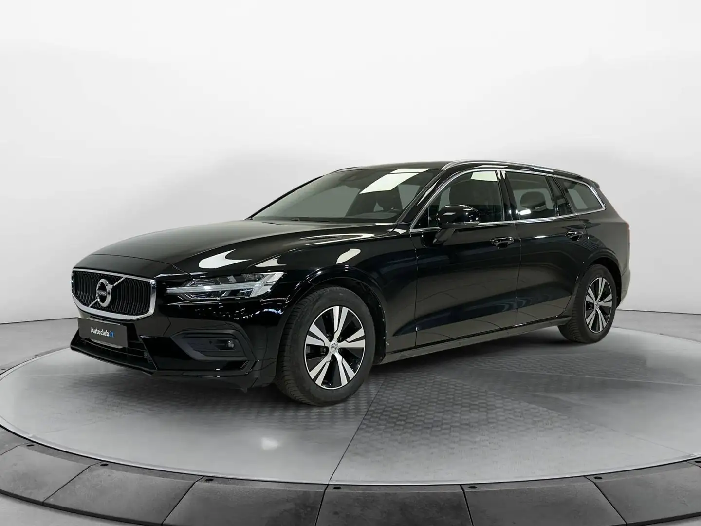 Volvo V60 2.0 d3 Momentum Business Noir - 1