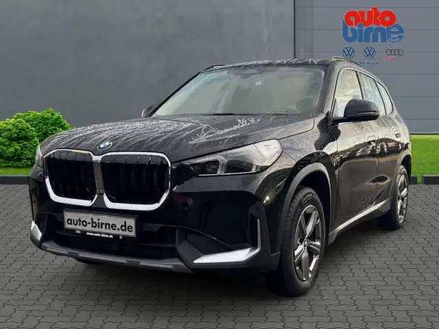 BMW X1 18 i sDrive Panorama Navi Leder Digitales Cockpit