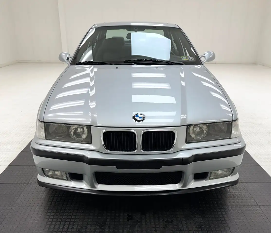 BMW M3 4 Door Sedan, foto 8