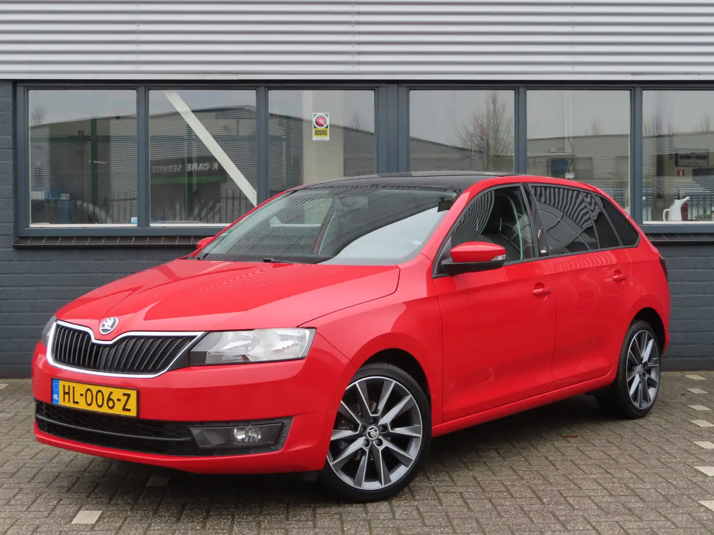 Skoda Rapid/Spaceback 1.2 TSI Greentech Edition | panodak | stoelverwarm Rot - 1
