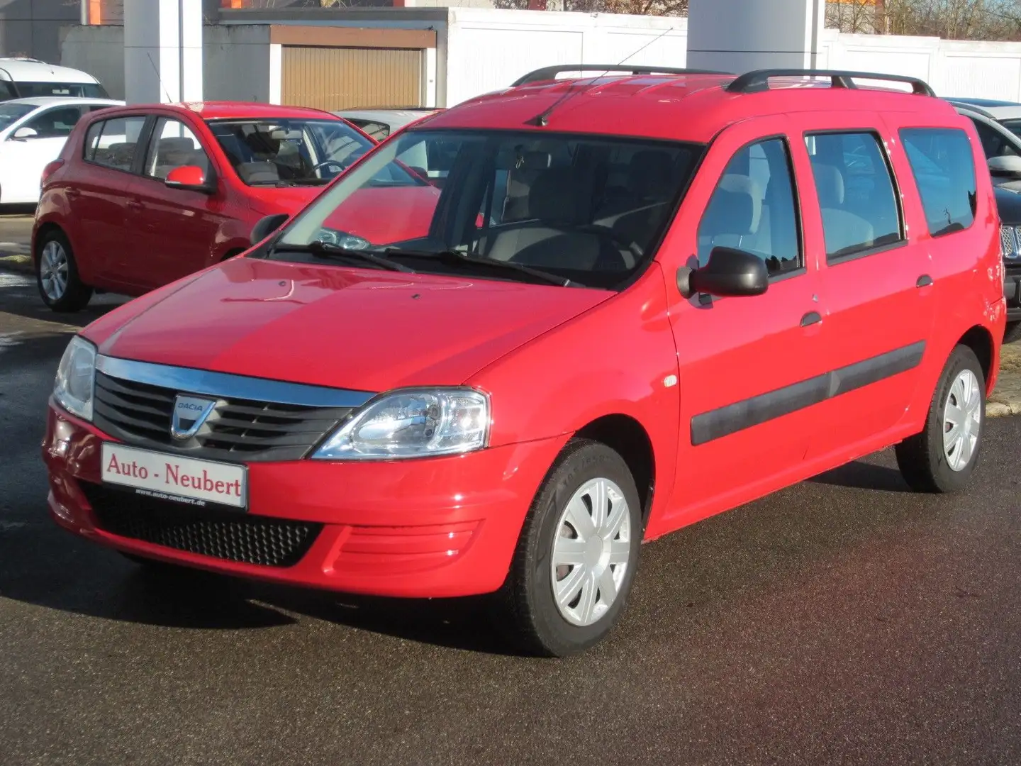 Dacia Logan MCV Kombi Ambiance Rot - 1