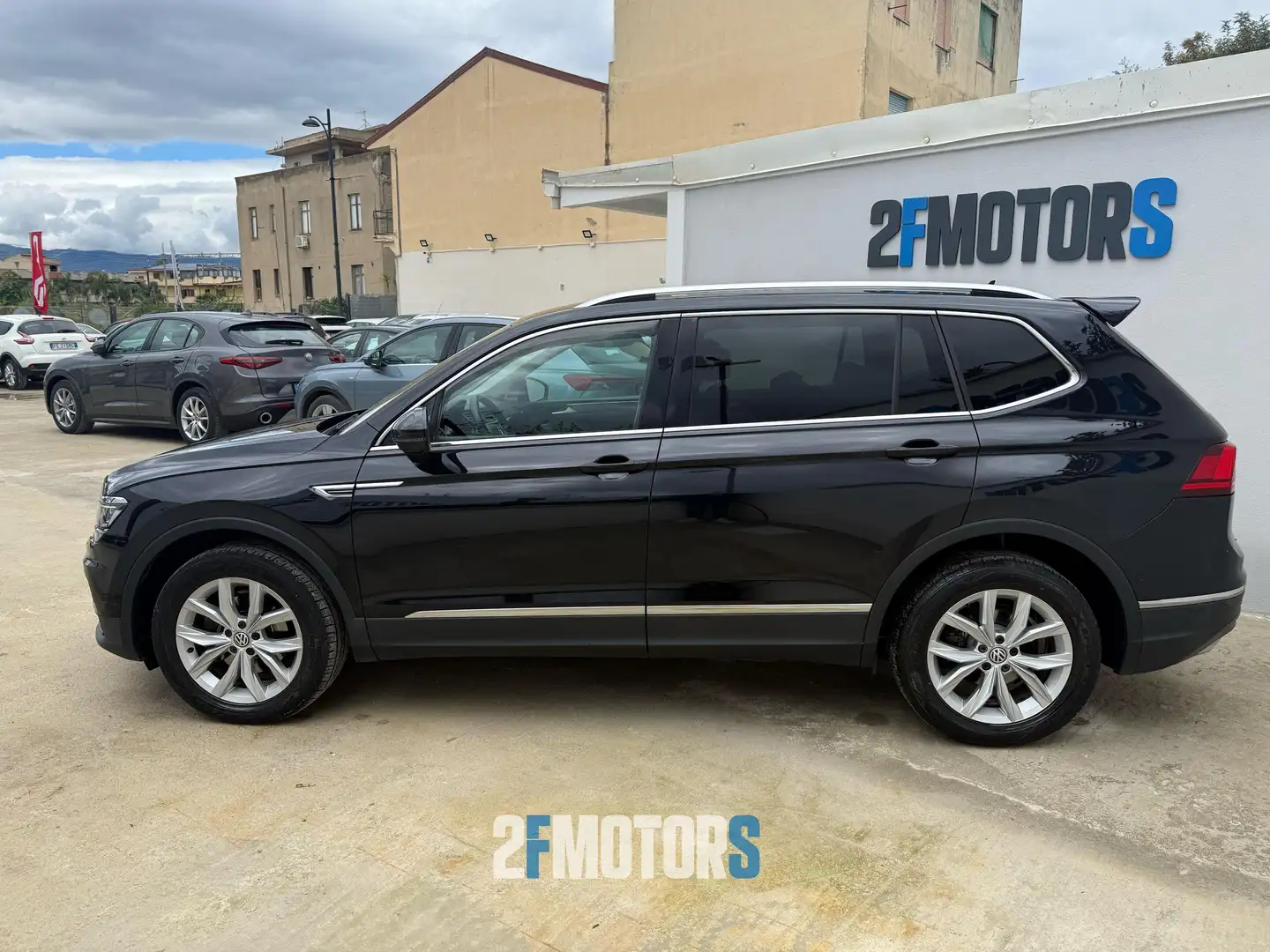 Volkswagen Tiguan ALLSPACE 2.0 TDI 150 CV ADVANCED DSG 7 PT. Grigio - 2