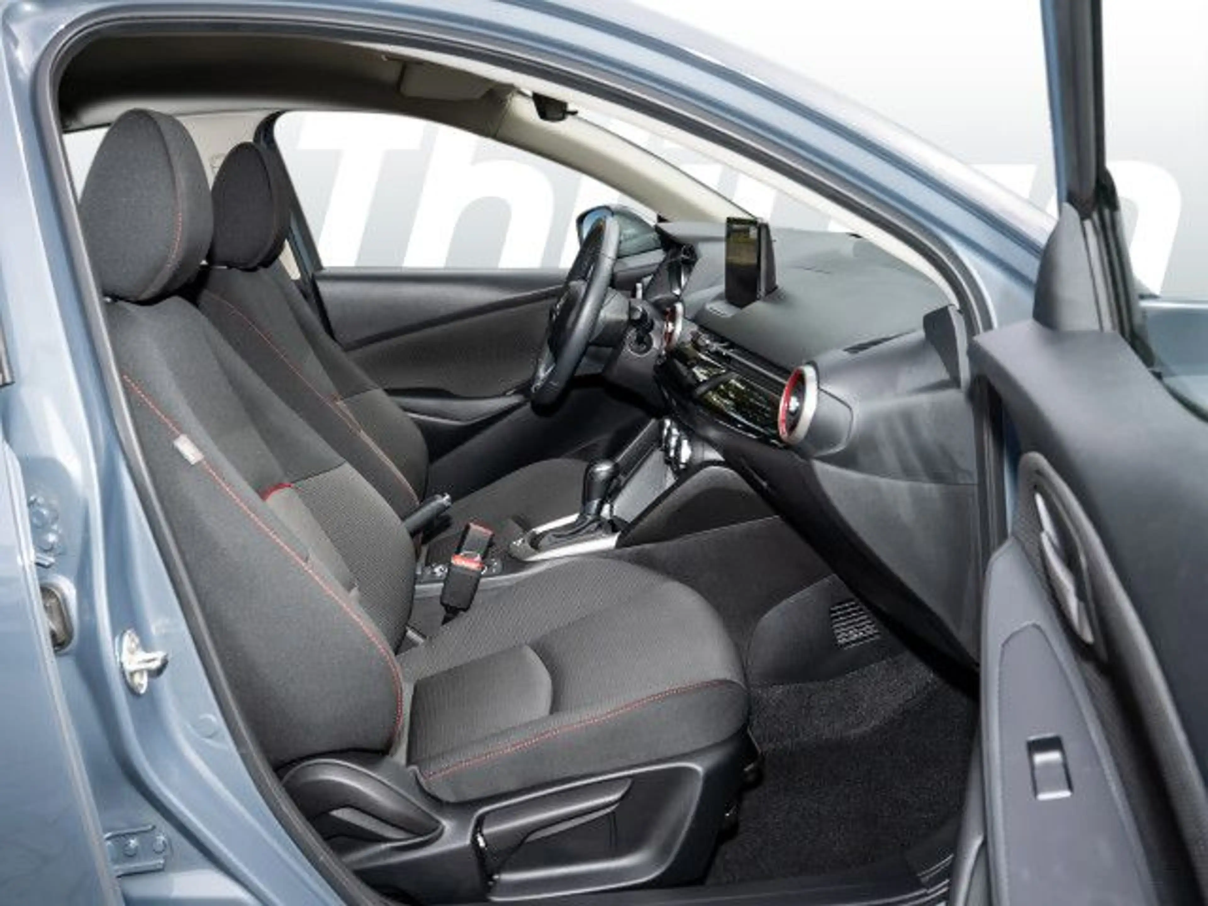 Mazda 2 / R-Kamera / SHZ / CarPlay Bluetooth LED Klima — photo 3