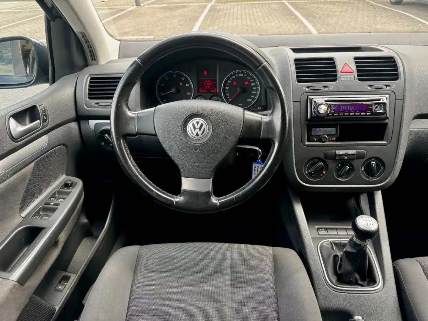 Volkswagen Golf 1.6 FSI Optive 3 5drs AIRCO RIJDT GOED NAP APK 4-2 Szürke - 2